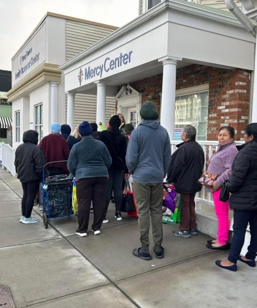 MERCY CENTER'S EASTER ﻿FOOD AND CLOTHING DISTRIBUTION
